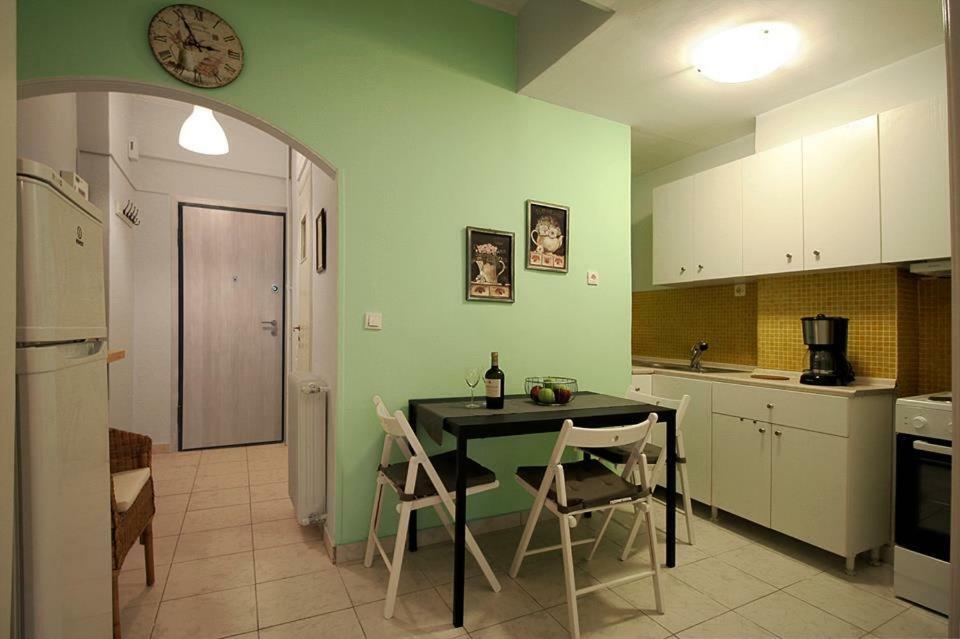 Luxury Flat In Kolonaki, 3' Metro Apartment Athens Exterior photo
